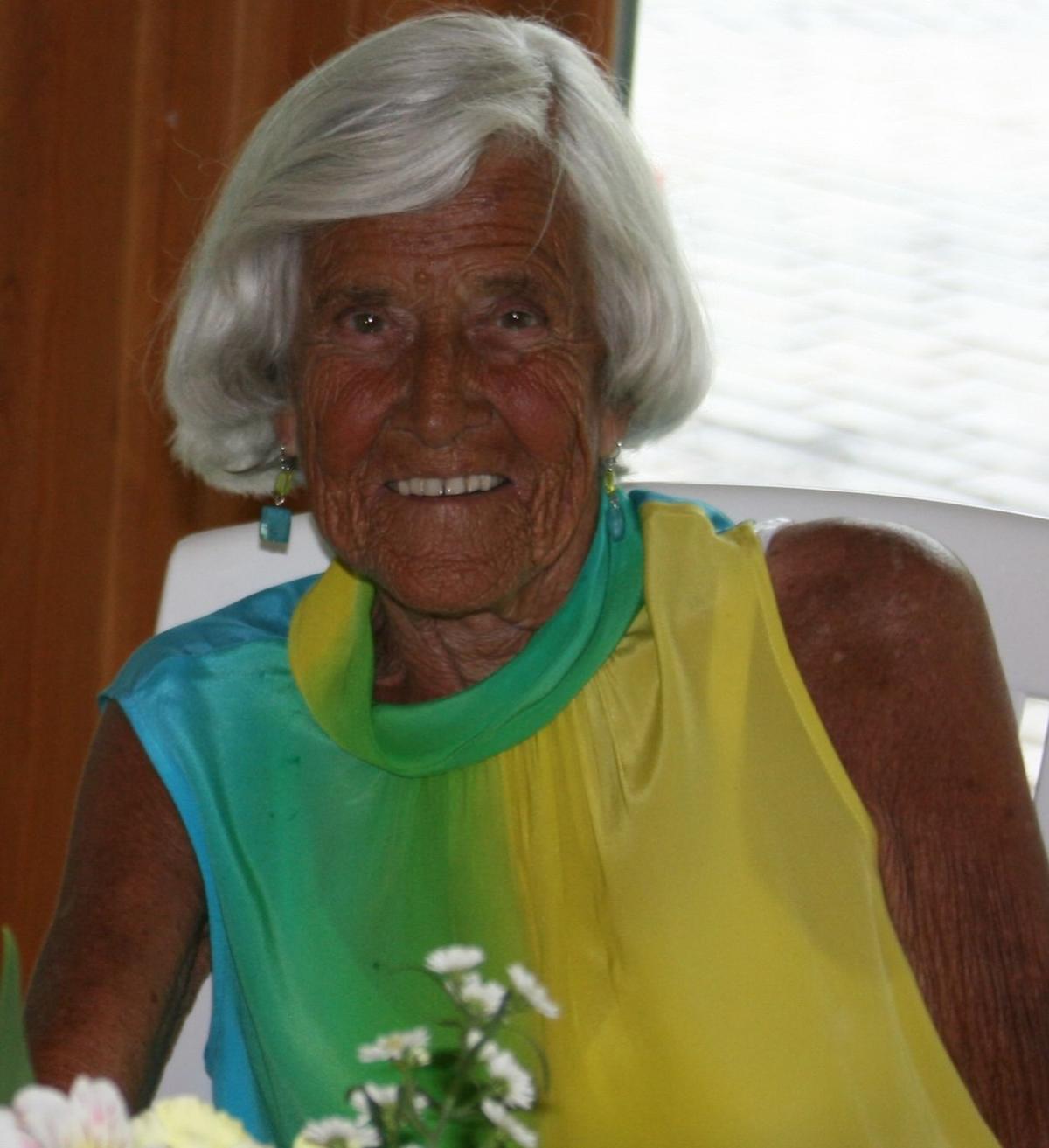 Lois H Merritt 92 Leading Local Interior Decorator Obituaries Buffalonews Com