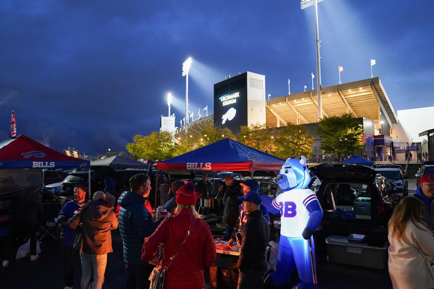 Photos Sunday night tailgate at Highmark Stadium for Bills vs. Giants