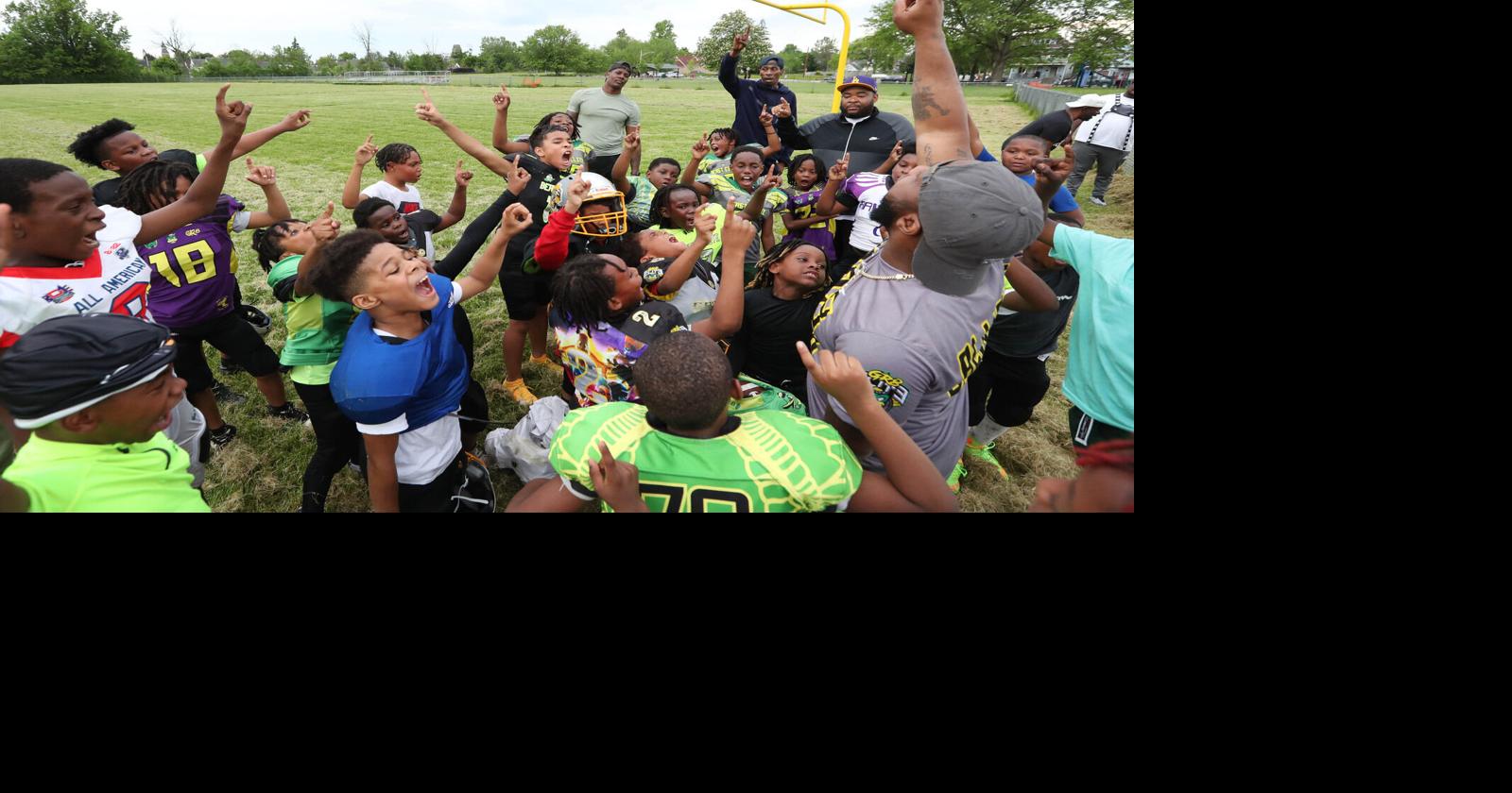 Good Morning, Buffalo: Youth football coach a shepherd through Buffalo ...