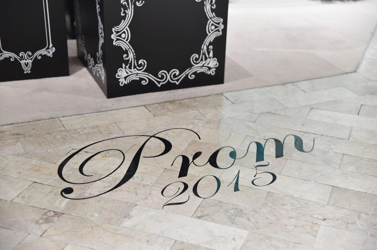 Picking The Perfect Prom Dress Lifestyles Buffalonews Com