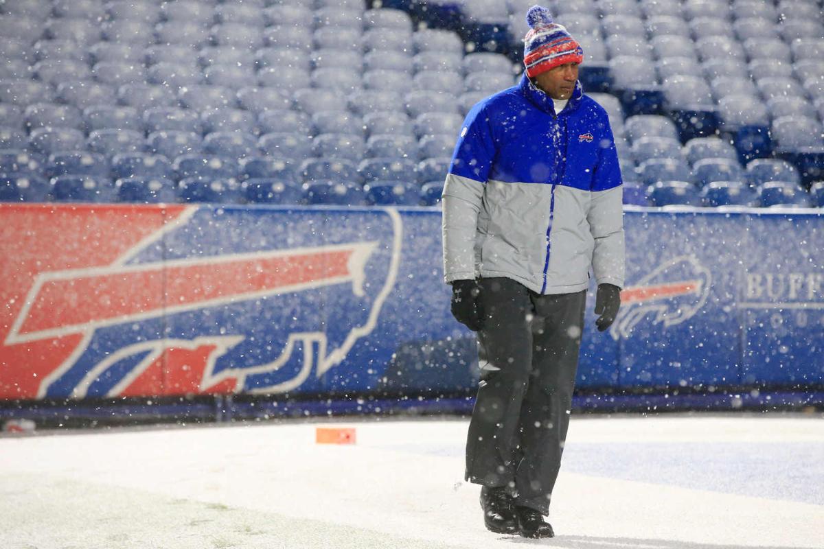 Erik Brady: 'Fandemonium' broke out last time Bills beat Jets for AFC East,  thanks to one very large paw