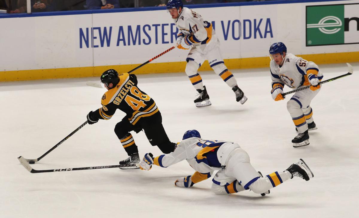 NHL roundup: Bruins send Sabres to 13th straight loss