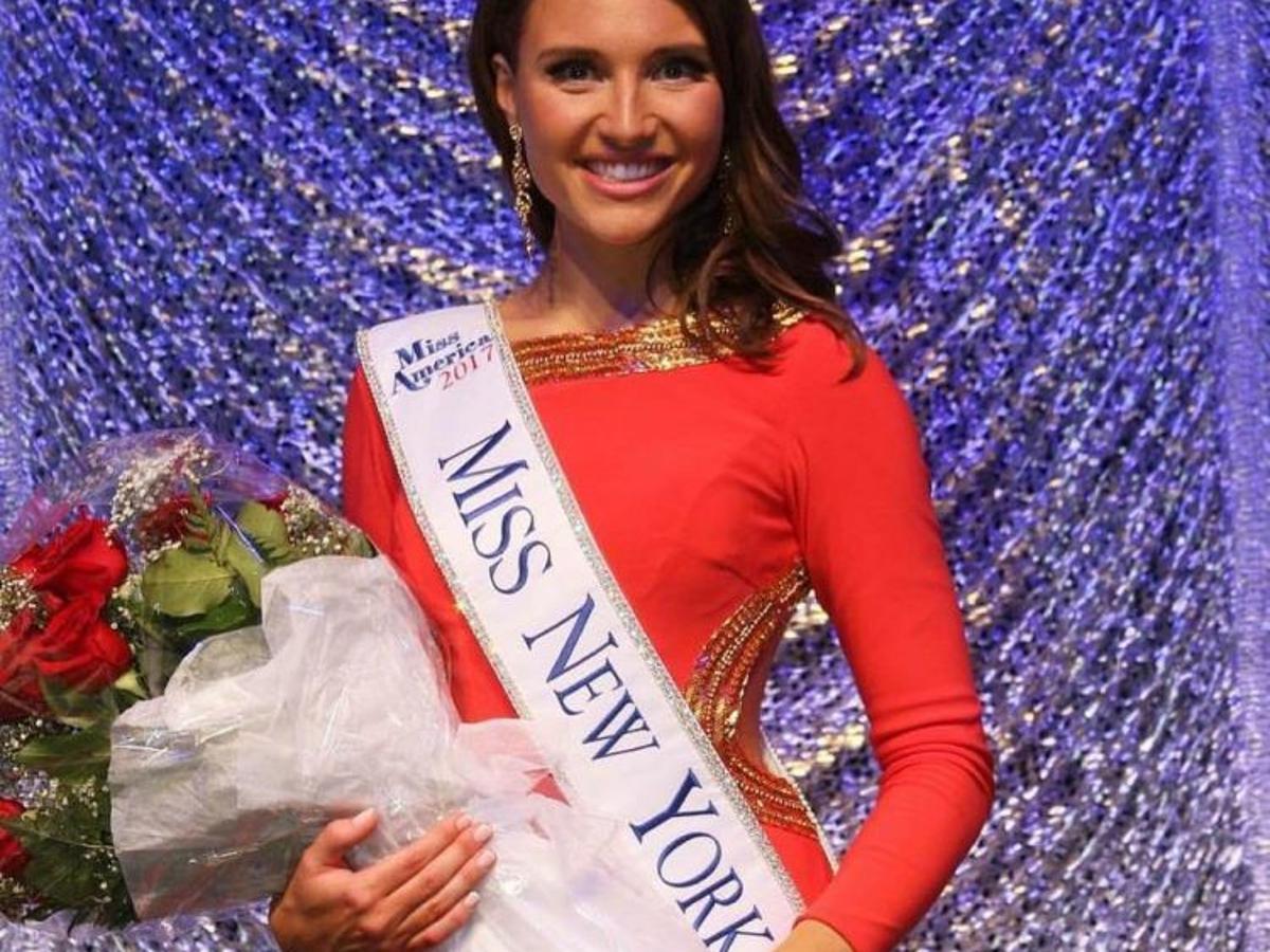 Ub Law Student Crowned Miss New York Will Compete For Miss America Local News Buffalonews Com