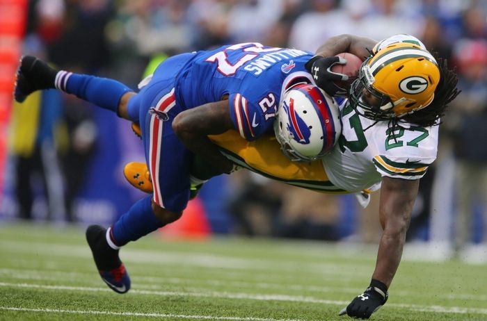 Stop Aaron Rodgers? Bills' DBs had it covered