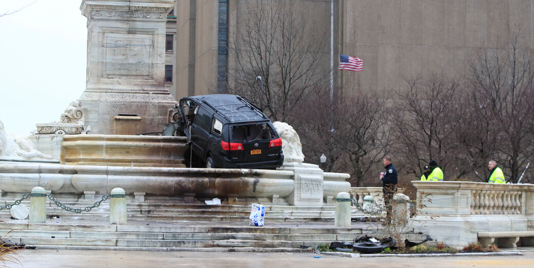 Woman who died on Thanksgiving in McKinley Monument crash