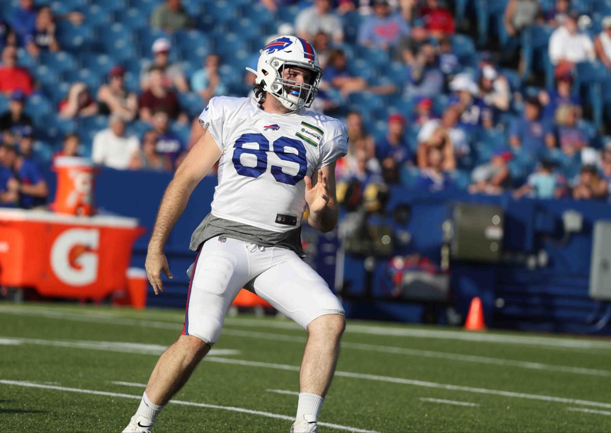 Buffalo Bills tight end Tommy Sweeney