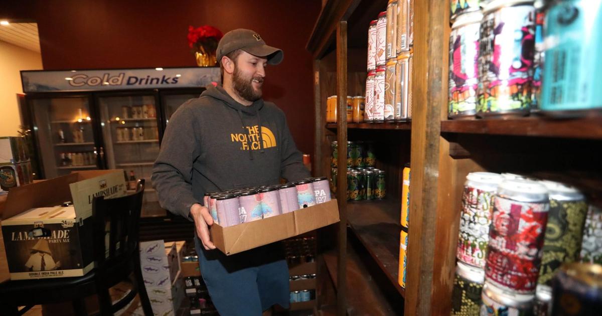 Bottle Rockets Buffalo Bar-beer store Bottle Rocket quenches South Buffalo's thirst for craft beer