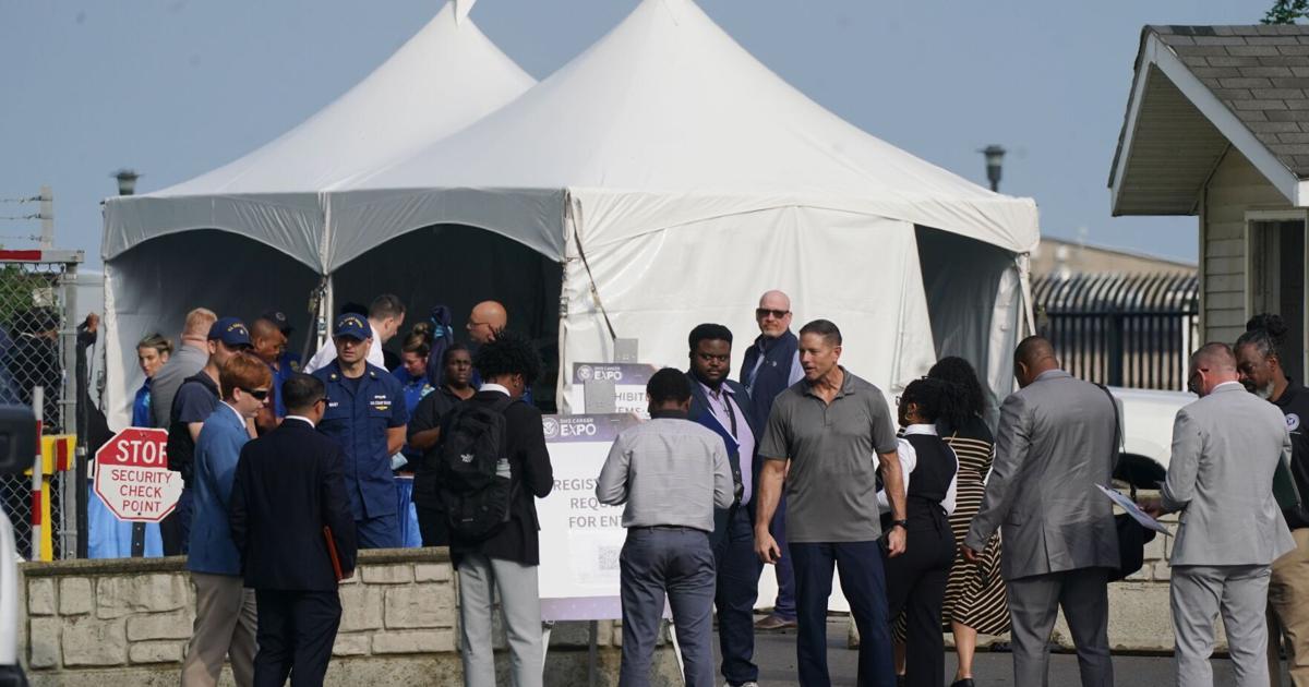 After relocating, Homeland Security career expo draws hundreds of job seekers, some protesters