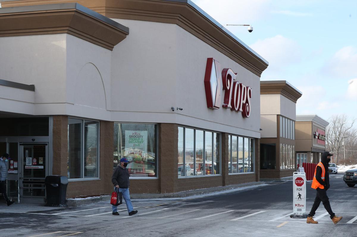 UB students help out at Tops pharmacies