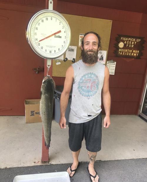 Record bowfin caught in Monroe County