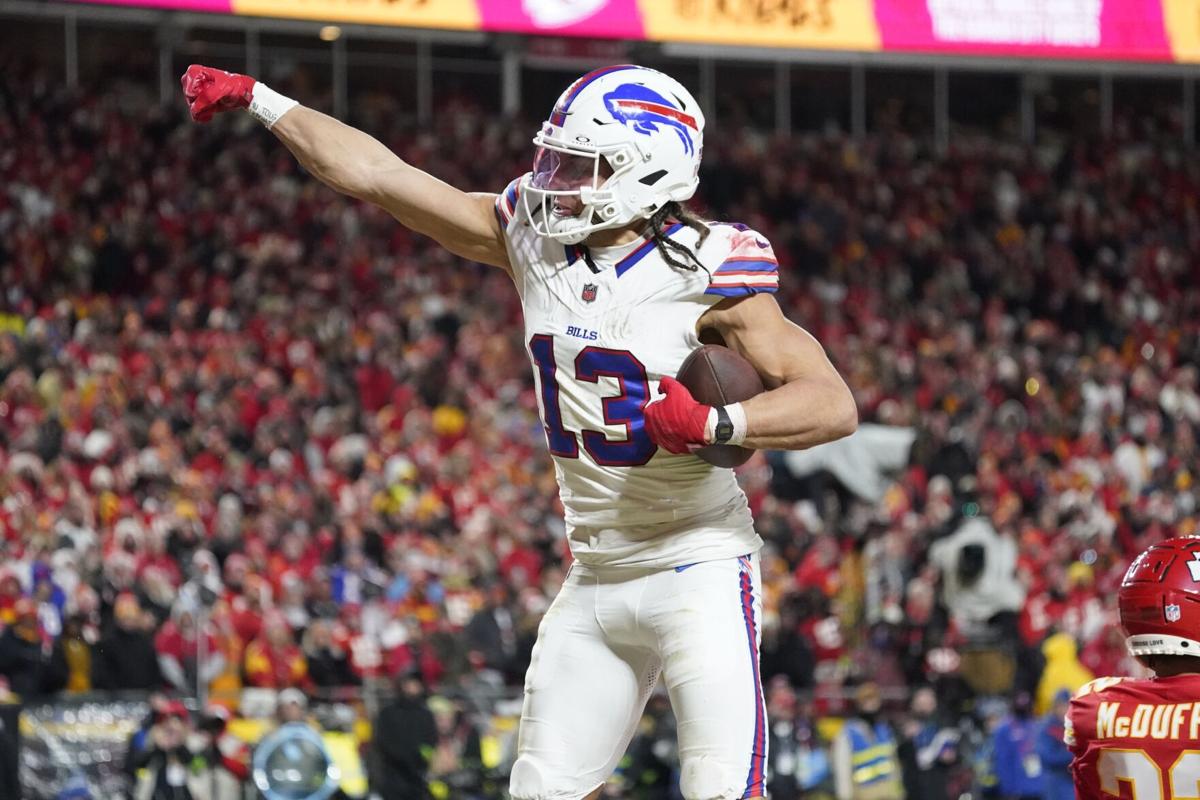 Bills lose receiver Mack Hollins to division-rival Patriots