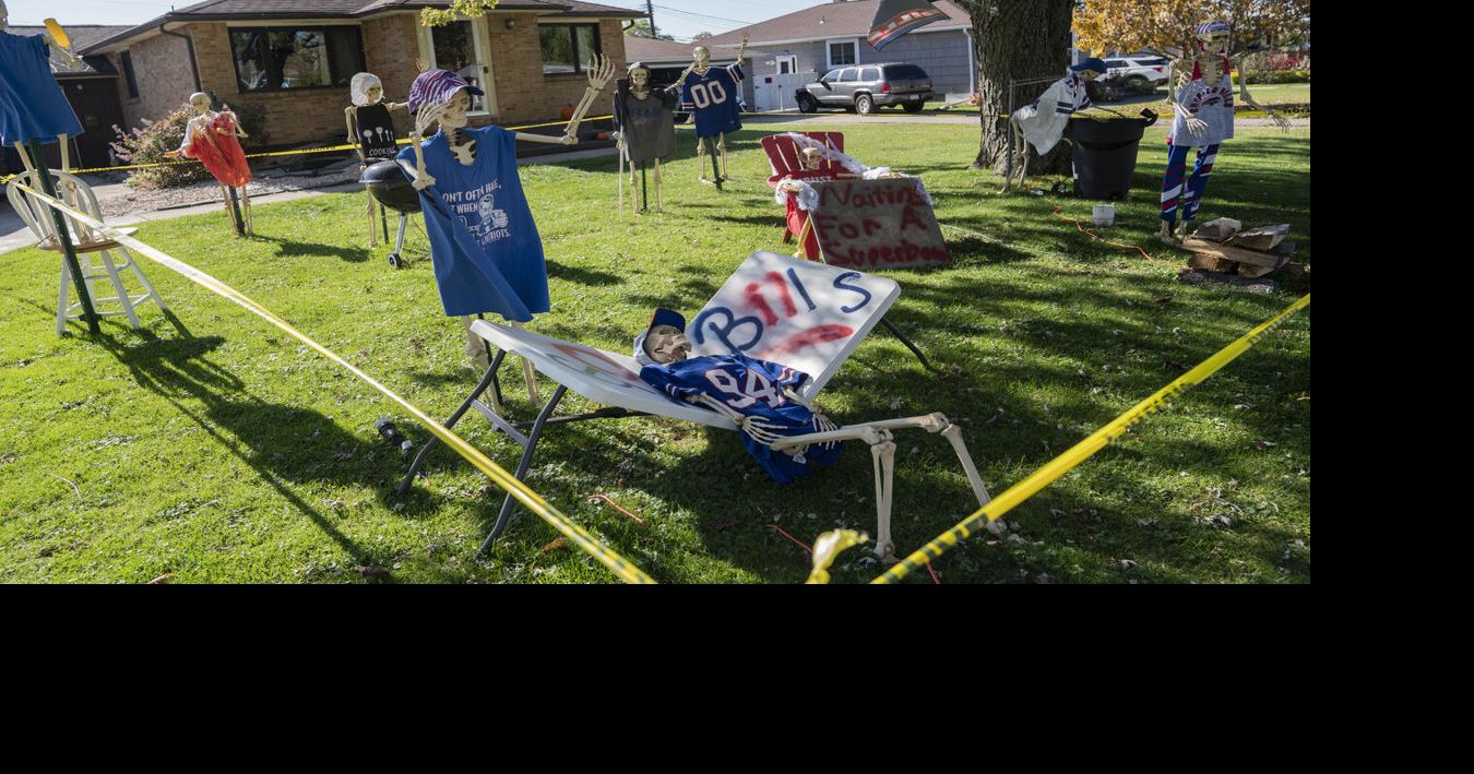 New Jersey Family Has Yard Transformed Into Tailgate Zone