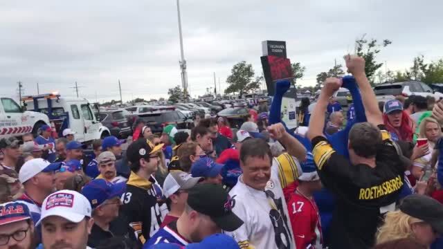 Bills superfan Pinto Ron cancels ketchup/mustard spectacle due to COVID  concerns