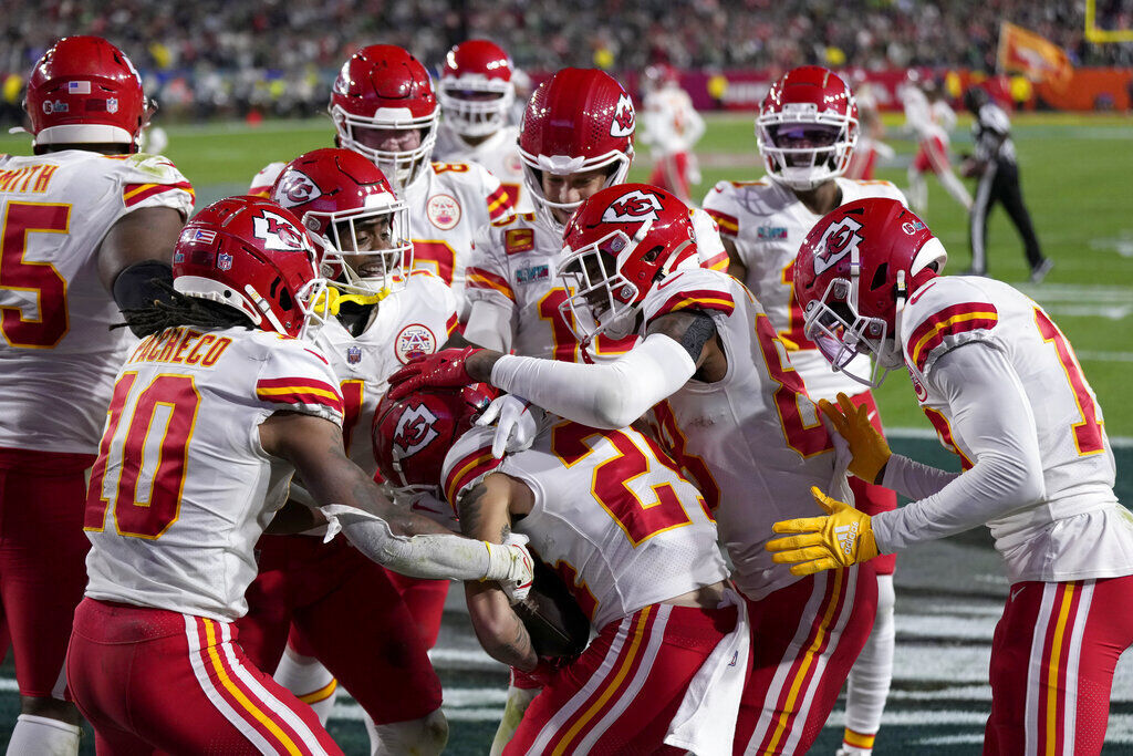 Kansas City Chiefs linebacker Willie Gay celebrates with fans after win  against the Jacksonville Jaguars during an NFL Divisional Playoff football  game Saturday, Jan. 21, 2023, in Kansas City, Mo. (AP Photo/Ed