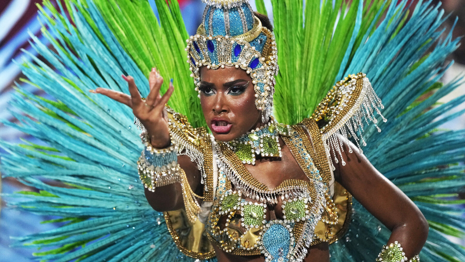 Photos: Brazil's Glitzy Carnival Is Back With Stunning Costumes, Packed ...