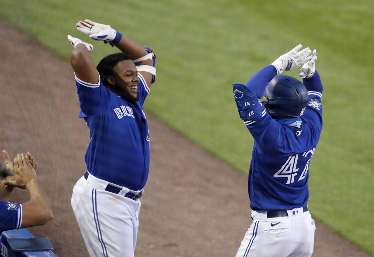 Blue Jays Briefs Grichuk S Walkoff Home Run Stuns Orioles In The 10th Buffalo Sports Buffalonews Com