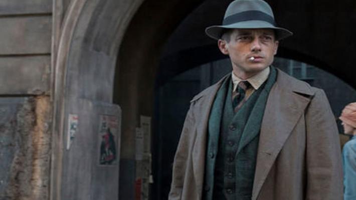 You Should Be Watching Babylon Berlin Bombshell Charite Entertainment Buffalonews Com With her last strength, poor orphan ida lenze drags herself to the berlin charite with acute appendicitis, where young staff doctor emil behring saves her life with an emergency operation. watching babylon berlin bombshell