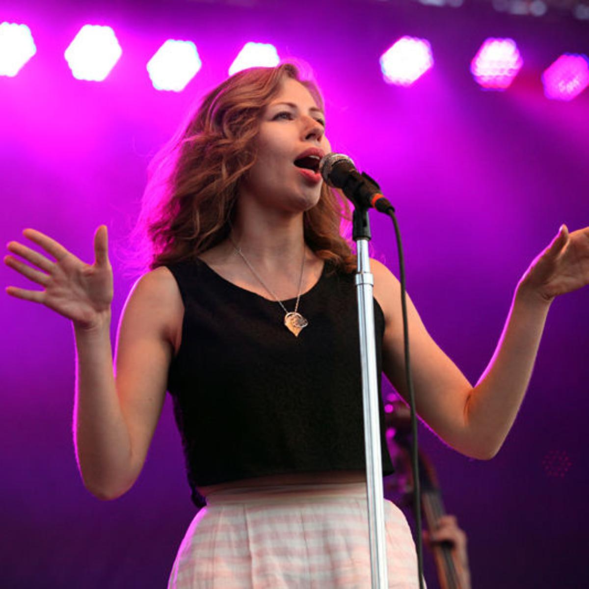 Lake Street Dive S Killer Canalside Set Likely Wins Some New Fans Entertainment Buffalonews Com Lake Street Dive Concert Review 2022