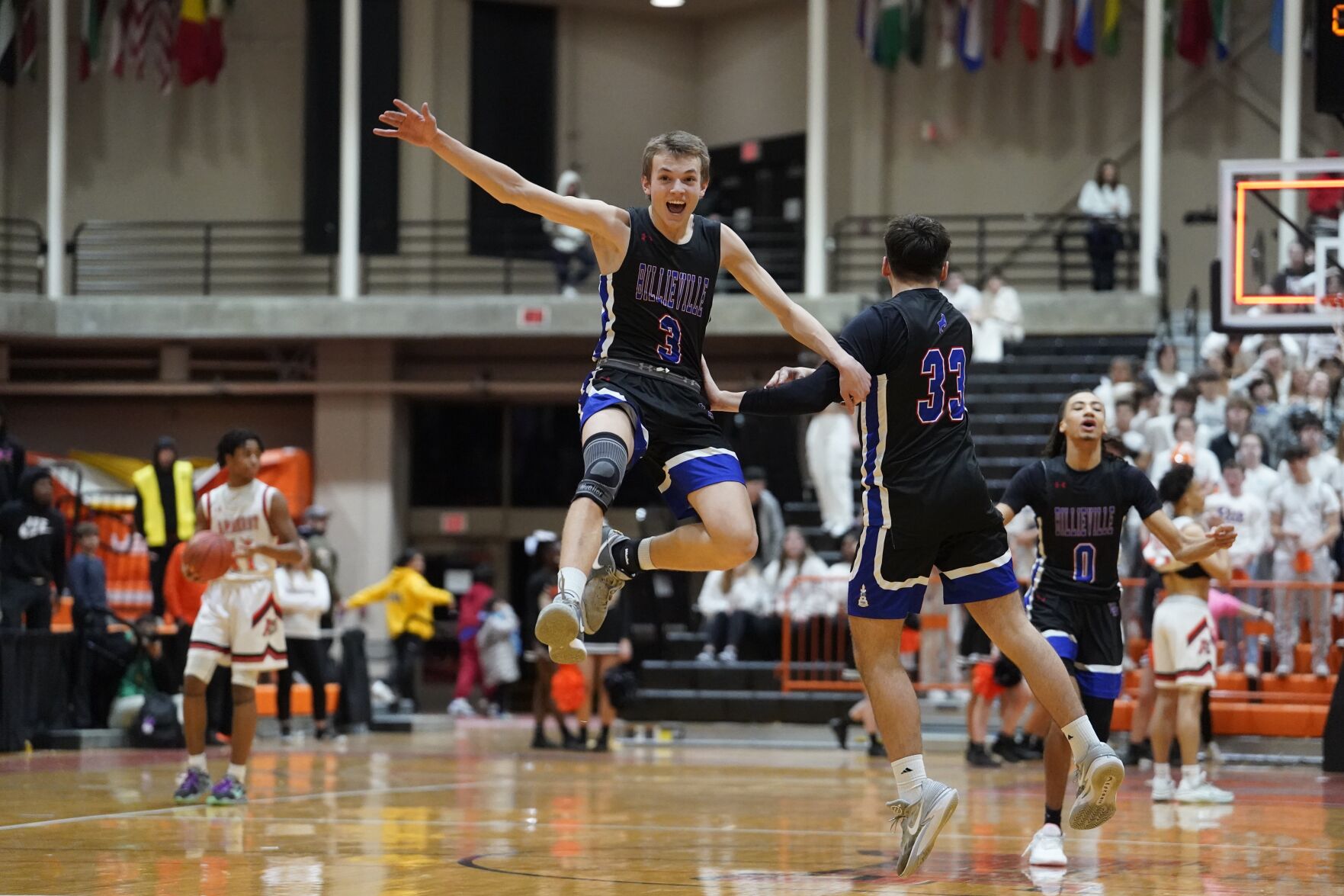 Williamsville South Wins Section VI Class A1 Final with Clutch Free Throws; Randolph Takes Class C Title