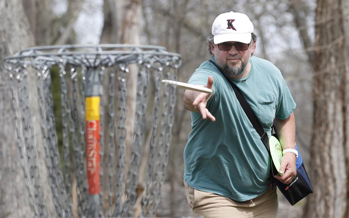 Disc golf (copy) Ellicott Creek Park