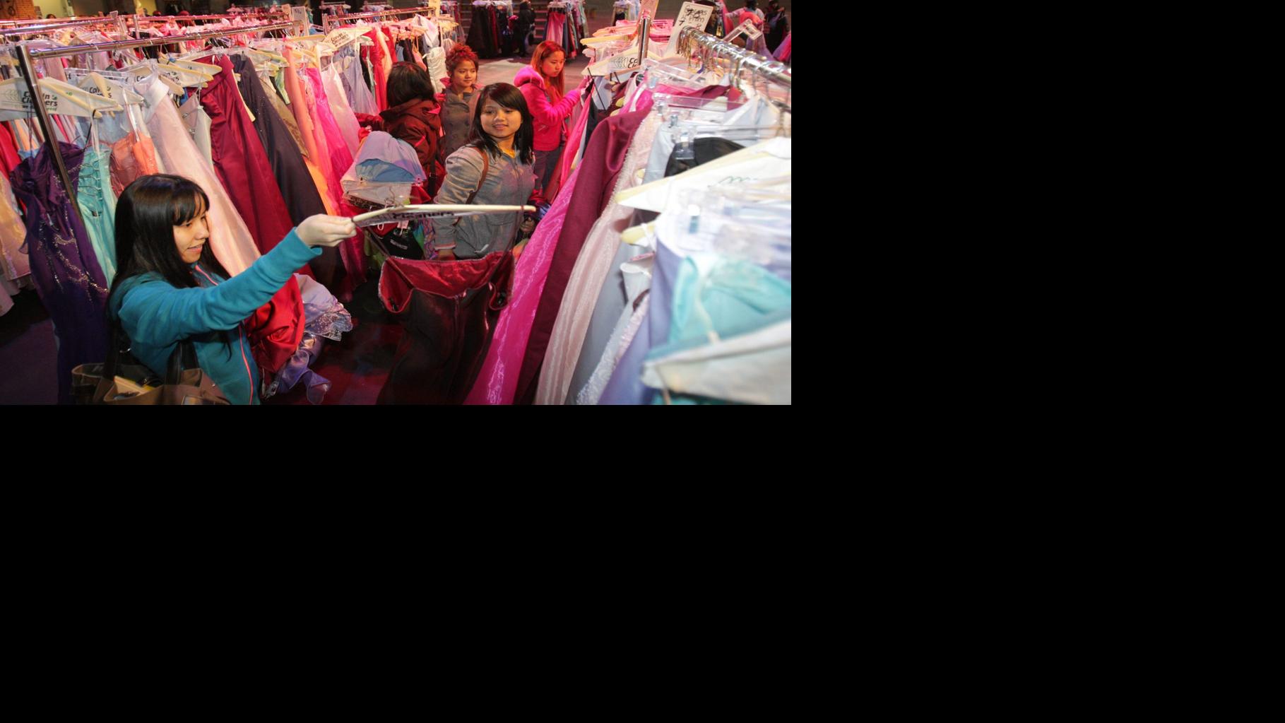 Picking The Perfect Prom Dress Lifestyles Buffalonews Com
