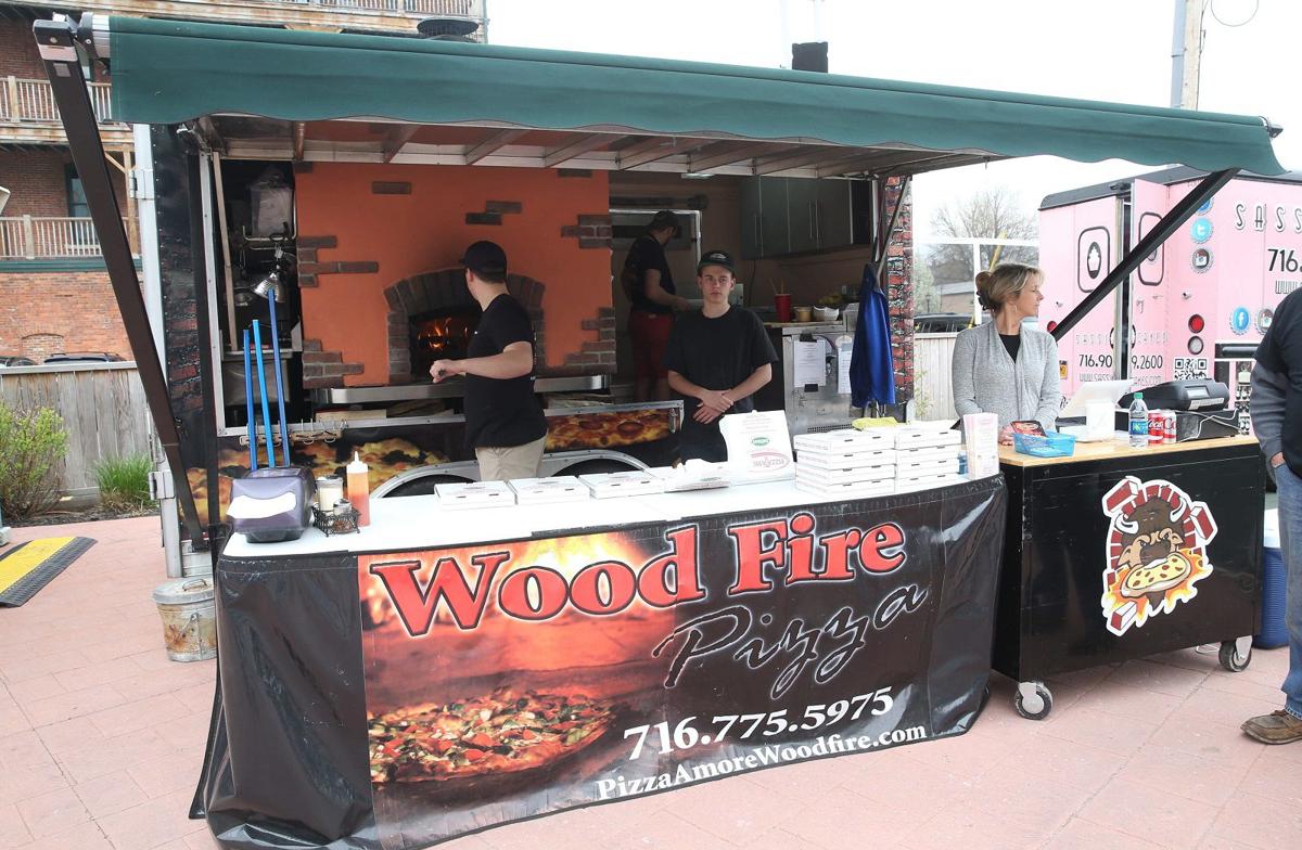 Food Truck Guide Pizza Amore The Wood Fire Way