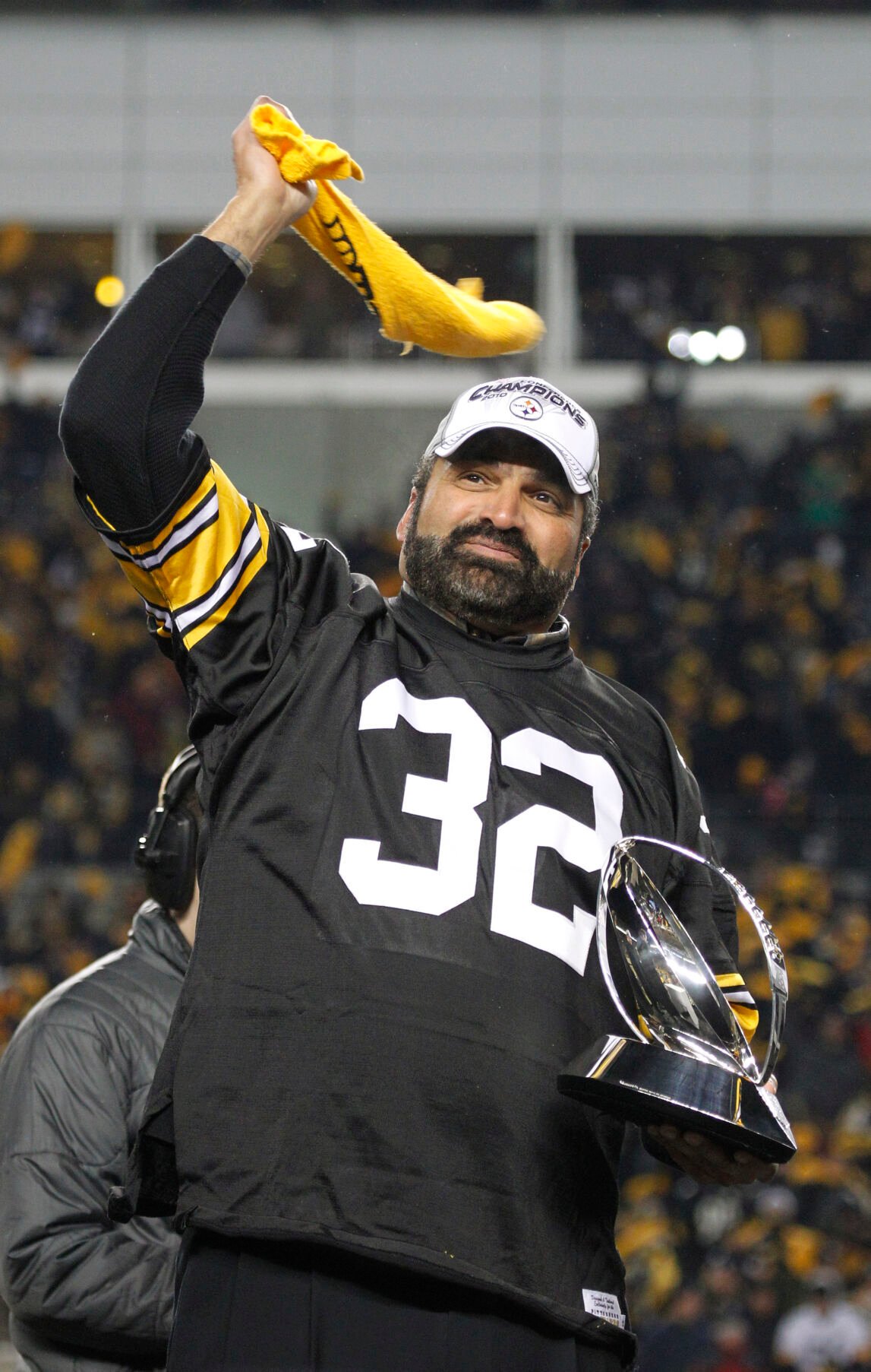 Minus 'the big man,' Steelers retire Franco Harris' uniform number in  emotional ceremony