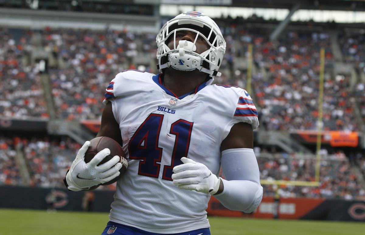 Reggie Gilliam's versatility on display in Bills' win over Bears