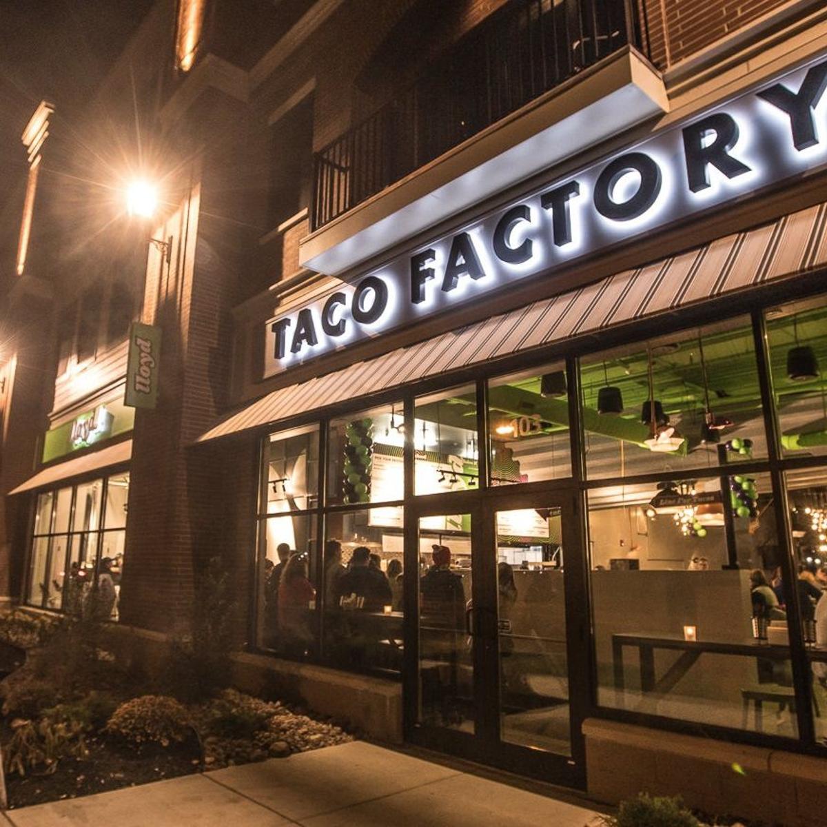 Lloyd Taco Doc Sullivan S Among Cooking Channel S Cheapeats Buffalo Roster Dining Buffalonews Com