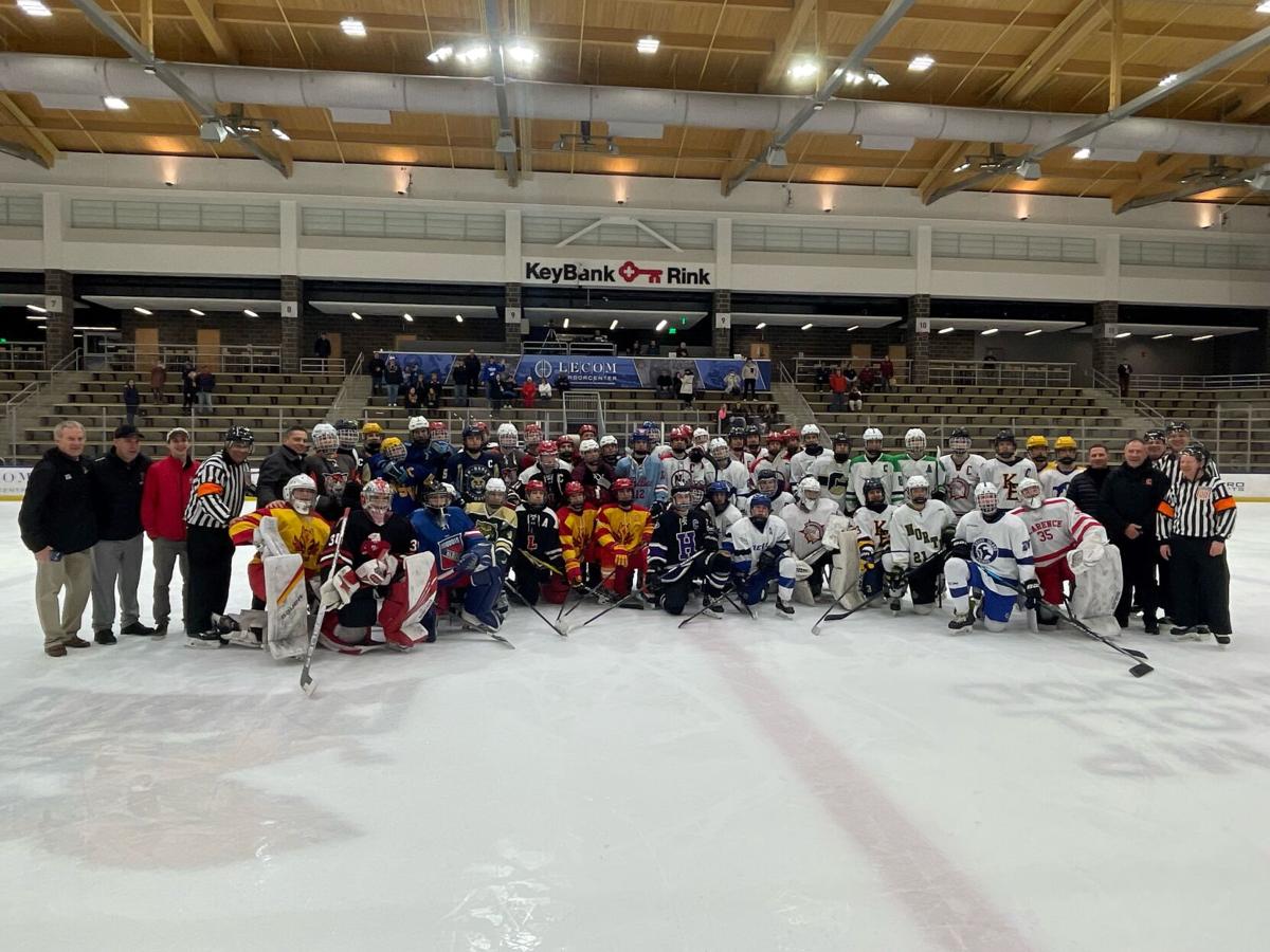 Northtowns beats Southtowns 7-4 in inaugural boys hockey Senior All-Star  Game