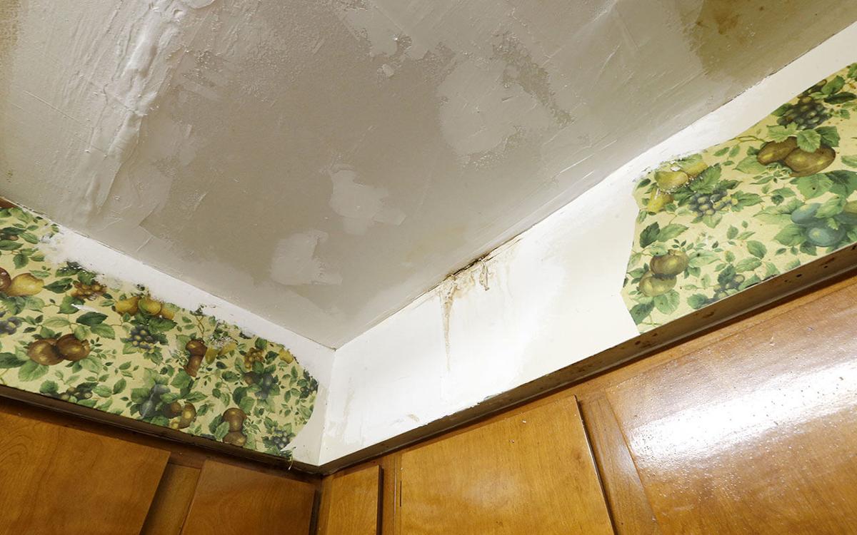 Buffalo public housing complexes flunk half of latest federal