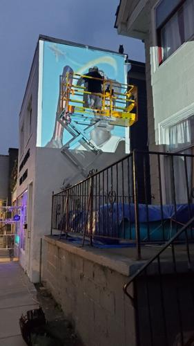 Bills Fan Carves Spectacular 8 Ft Snow Sculpture to Honor Team