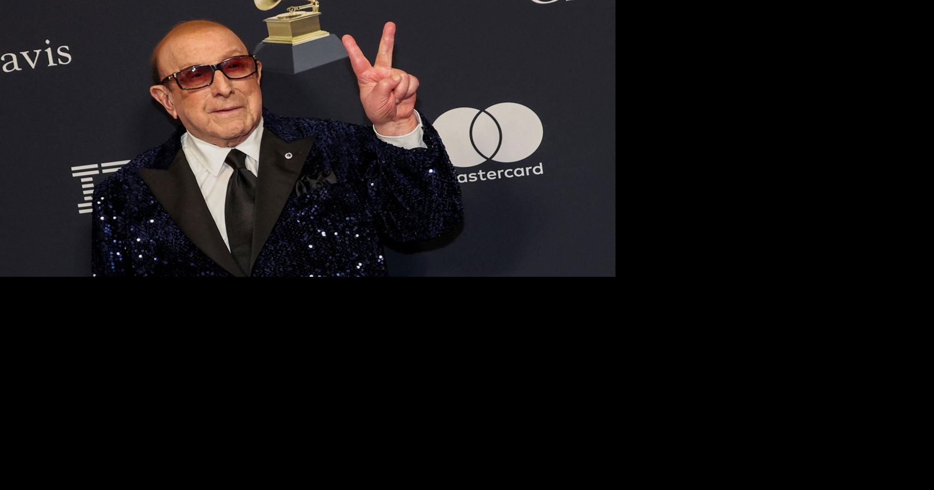 PEOPLE-CLIVE DAVIS/