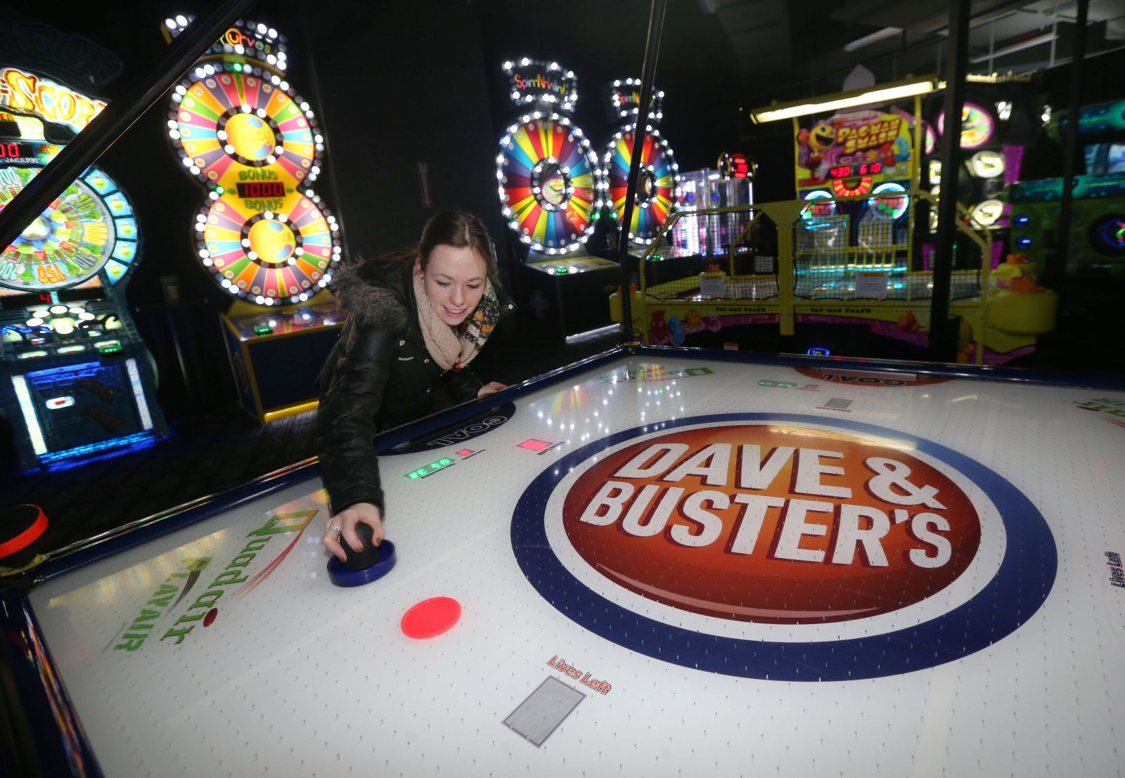 dave n buster bartending