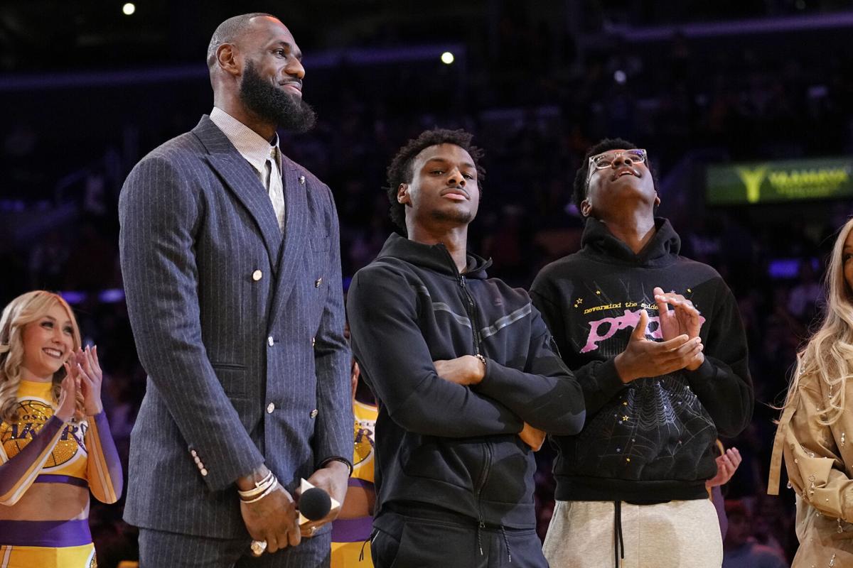 Bronny James joins USC teammates for preseason fan event