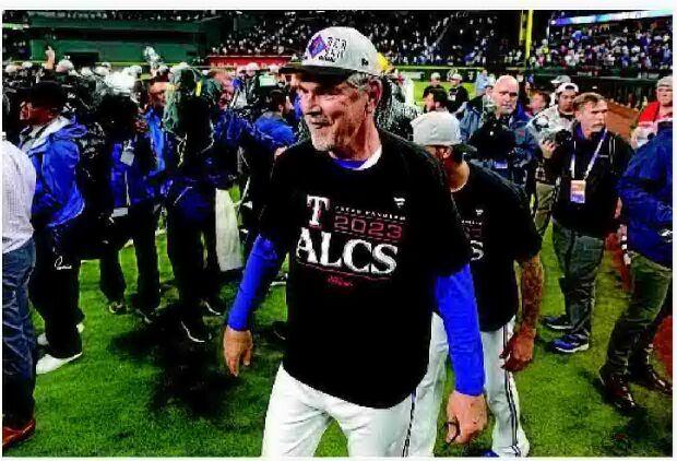 Bochy missed game, takes over Rangers team he beat for title
