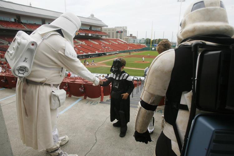 Durham Bulls break out C-3PO uniforms for 'Star Wars' night 