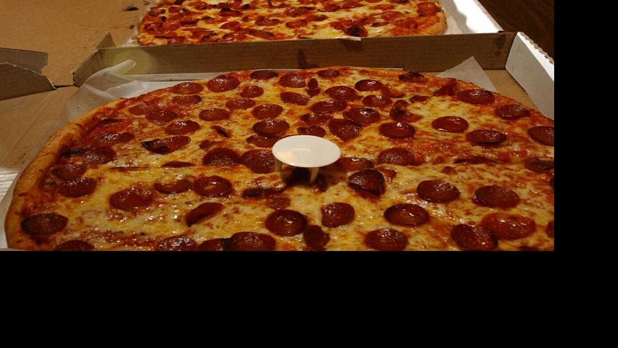 Niagara Falls Invites Pizza Lovers To Festival Of Slice Dining Buffalonews Com