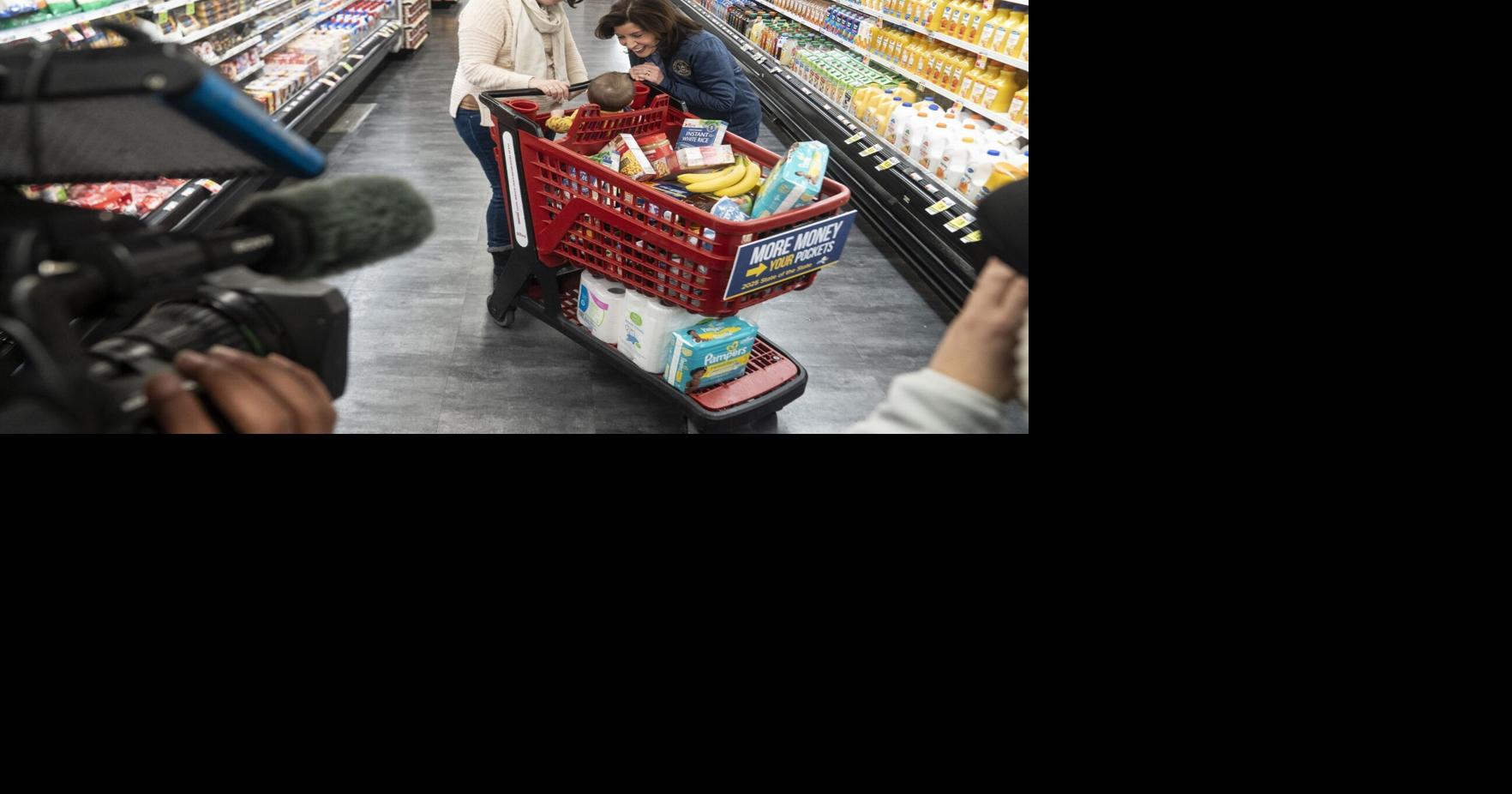 Hochul promotes her ‘Inflation Refund’  during shopping trip at Tops