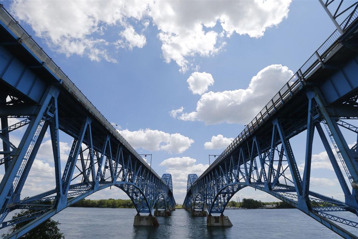 Grand Island Bridges