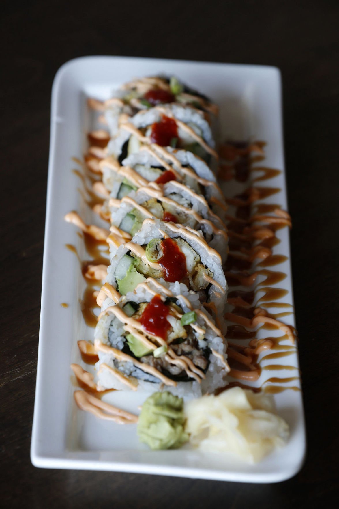 At Teton Kitchen Pan Asian Outpost Stakes Claim On Elmwood Dining Buffalonews Com