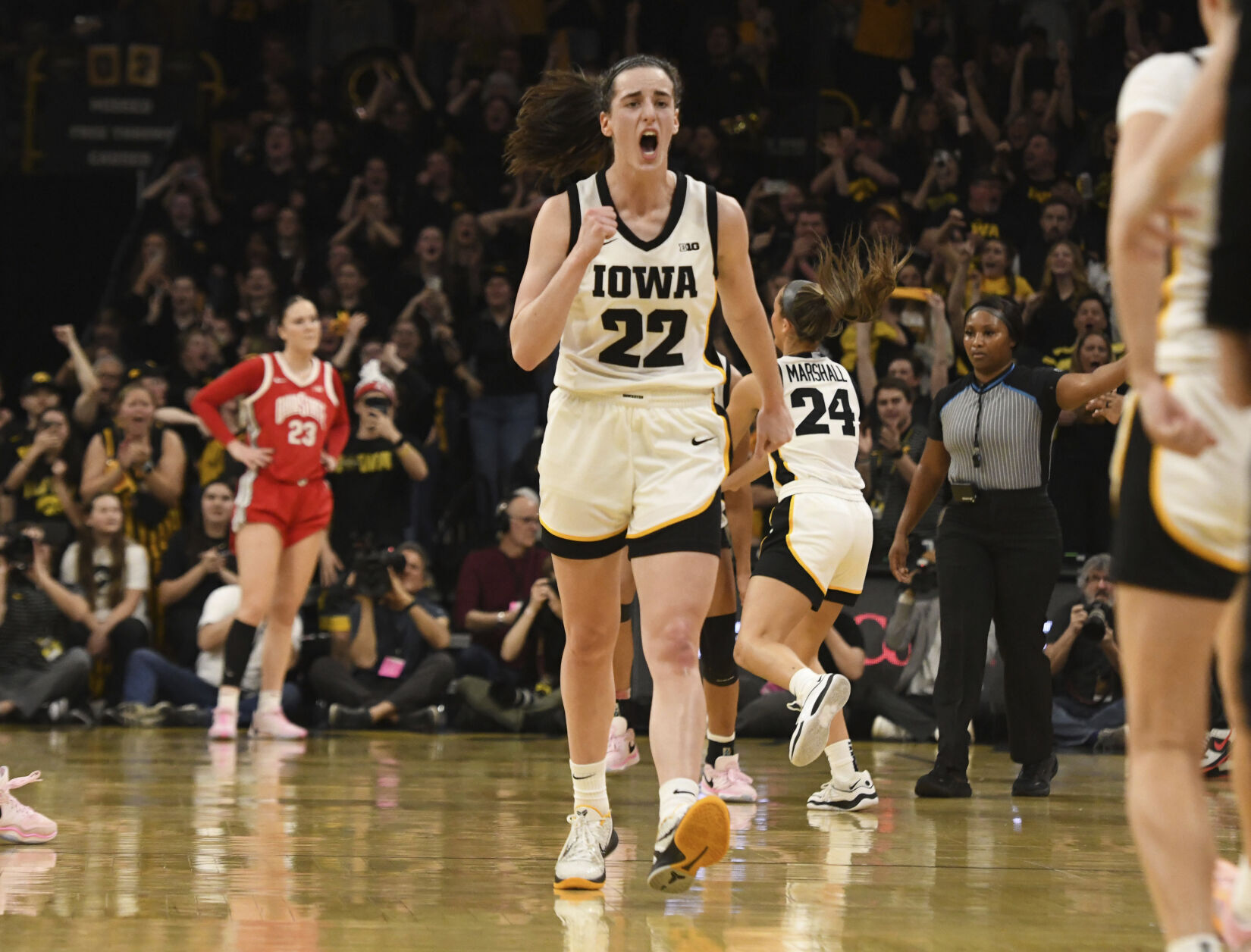 Clark dominates: Basketball's record-breaking sensation - Vimarsana News