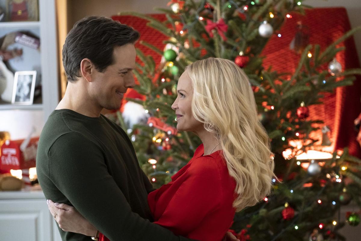 Hallmark S Gift To Tv Viewers 40 New Holiday Films