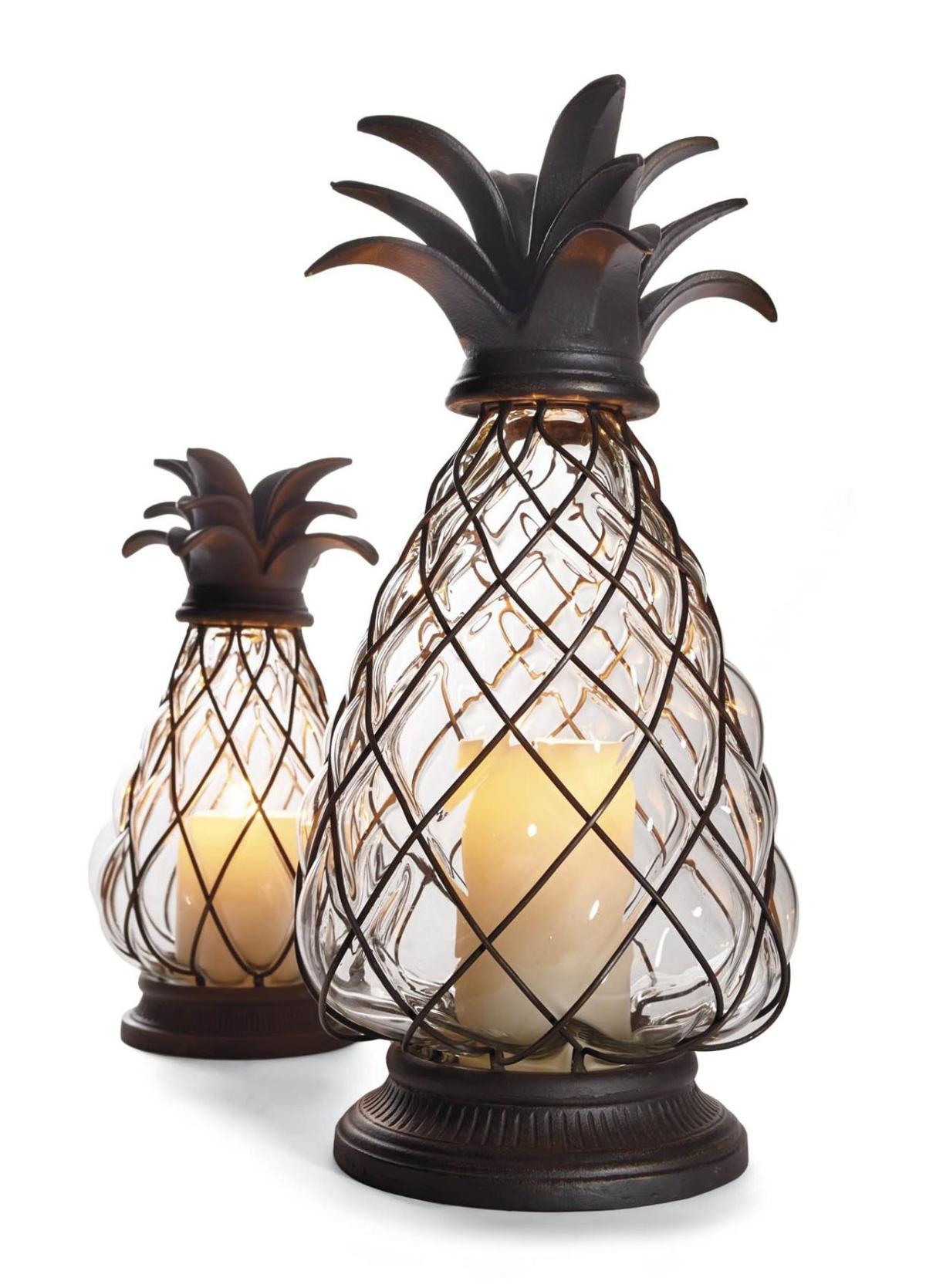 Pineapple On Trend As Popular Motif Indoors And Out Home