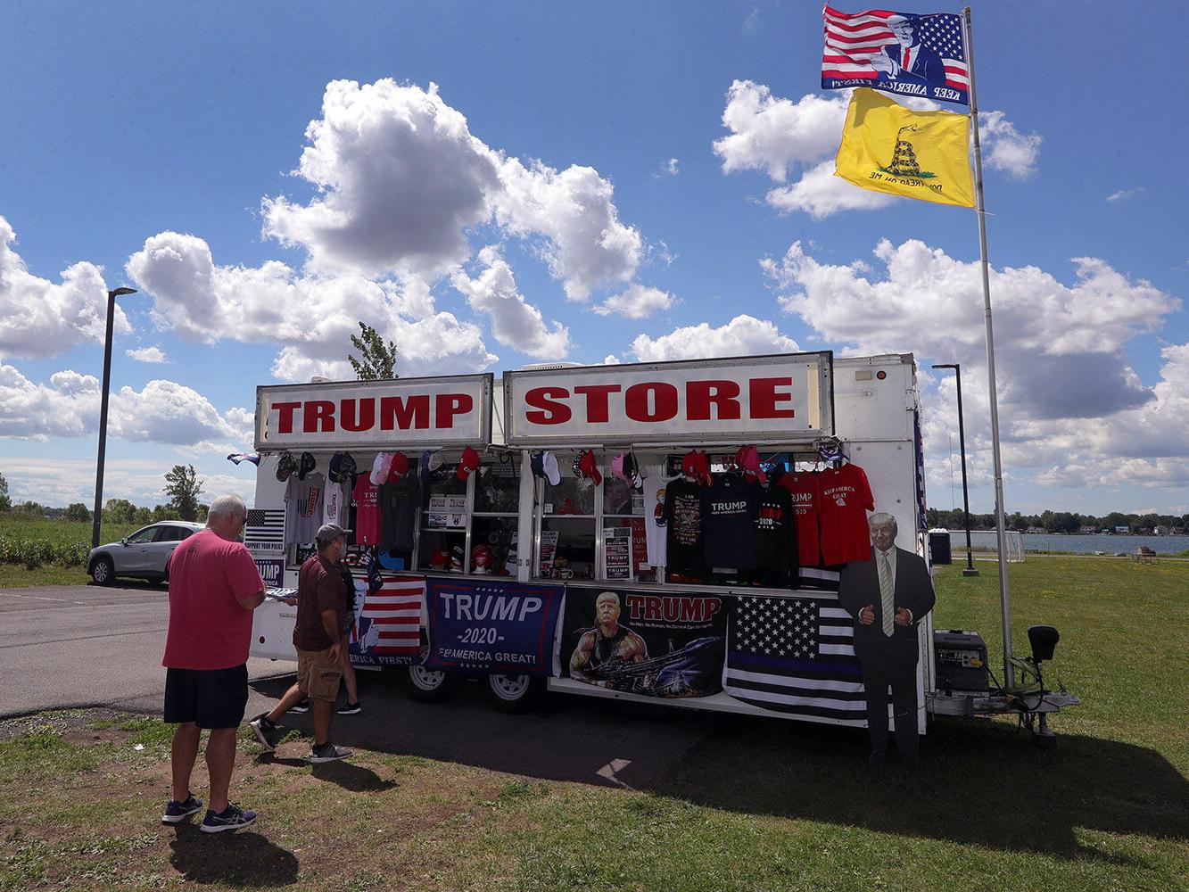 Trump Store Trailer In North Tonawanda Park Prompts Debate Local News Buffalonews Com