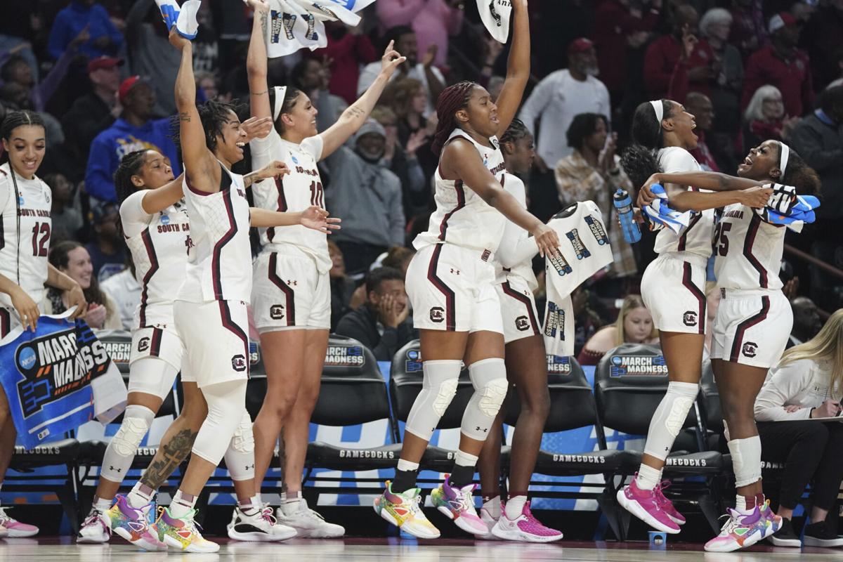 March Madness Mix: Dominant Gamecocks amid Sweet 16 parity