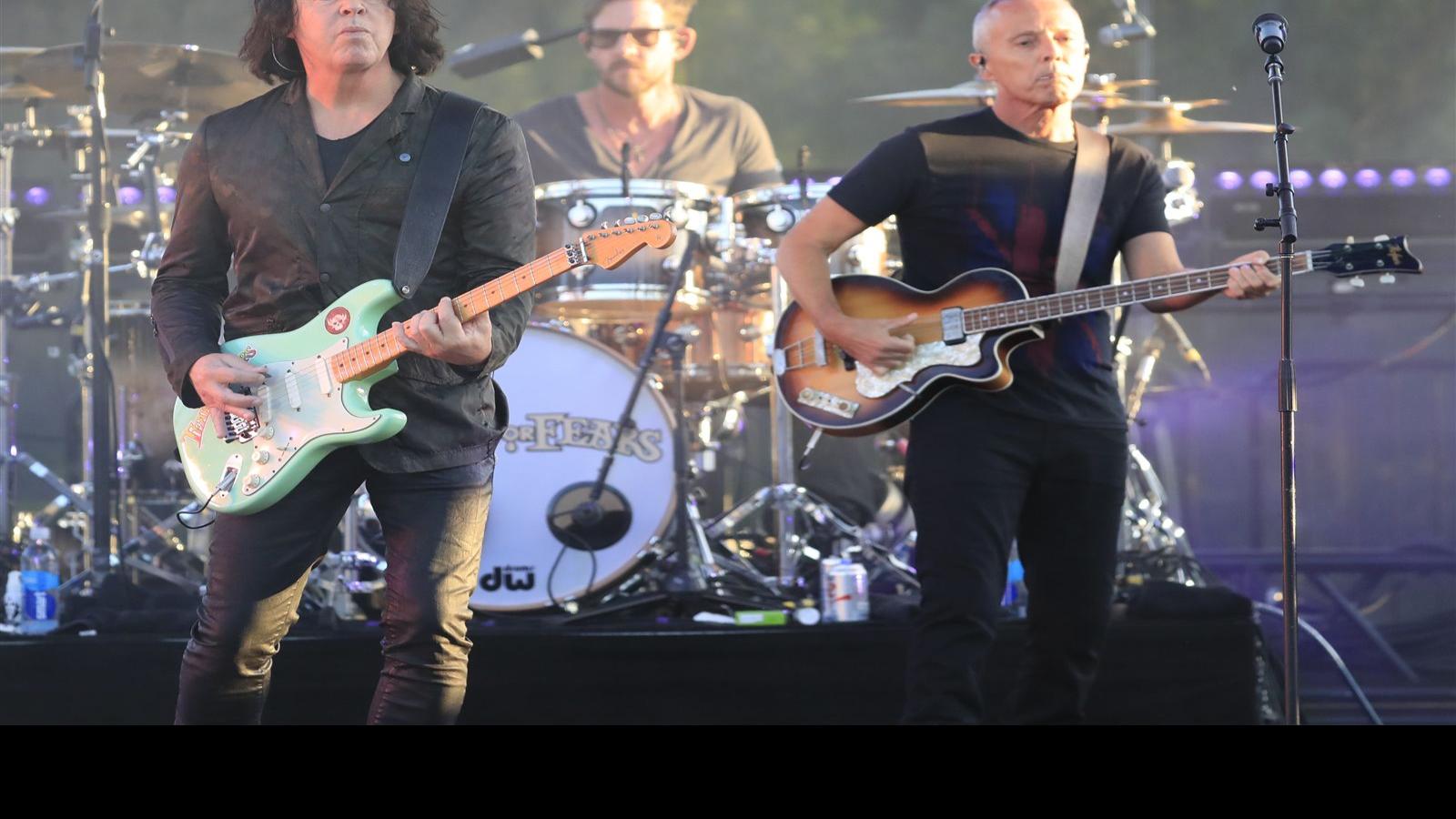 Tears For Fears Thrills Artpark Crowd With Timely Message Entertainment Buffalonews Com