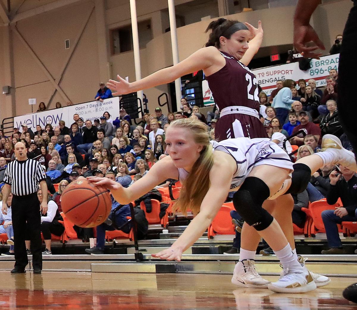 Dani Haskell Sara Pfeiffer Earn State Player Of The Year Honors