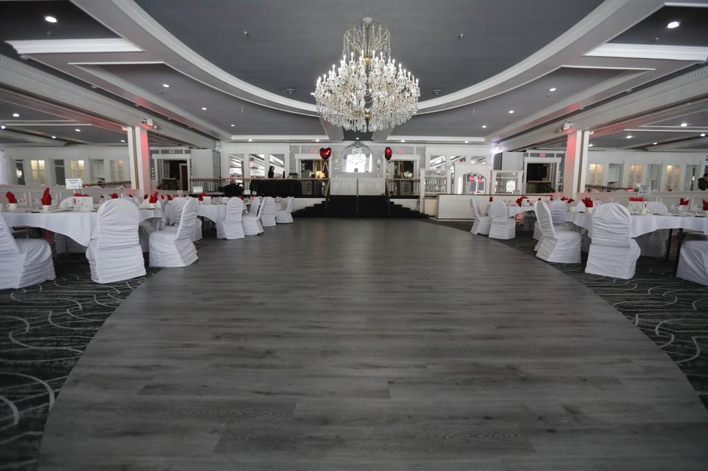 Suburban Wedding Venues Adapt To Competition From Trendy Buffalo Sites Local News Buffalonews Com