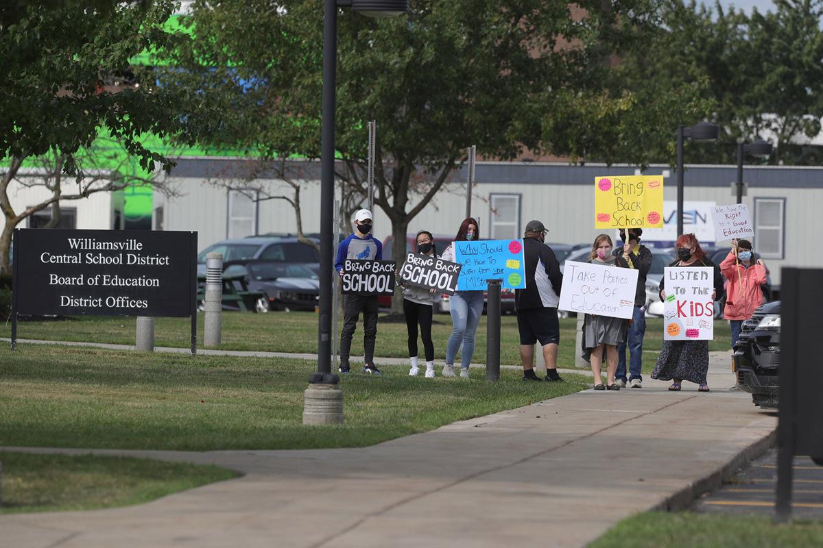 Williamsville district revokes job offers to teachers for remote classes